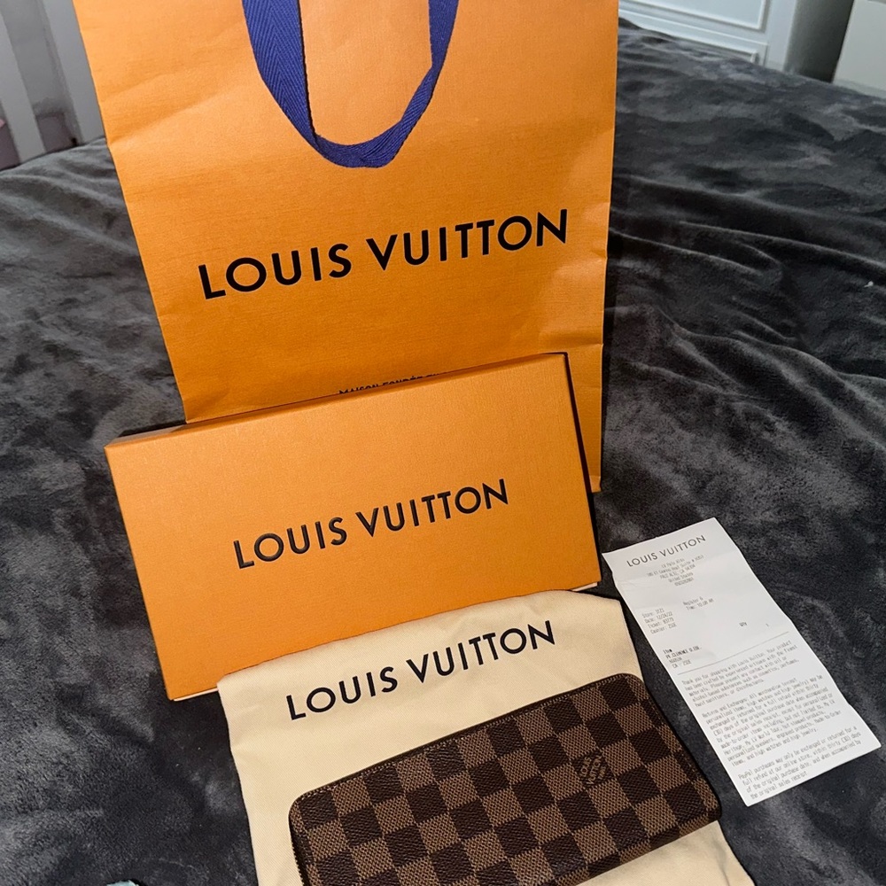 Brand new Louie Vuitton wallet